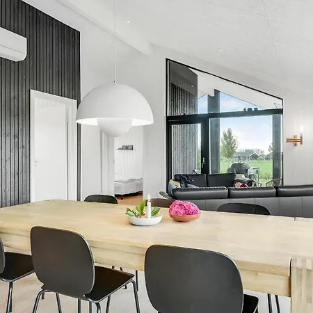 Holiday home 3 Bedroom Beautiful In Haderslev