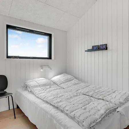 Holiday home 3 Bedroom Beautiful In *