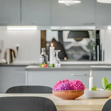 3 Bedroom Beautiful In Дом отдыха