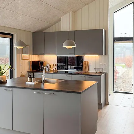 3 Bedroom Beautiful In Haderslev